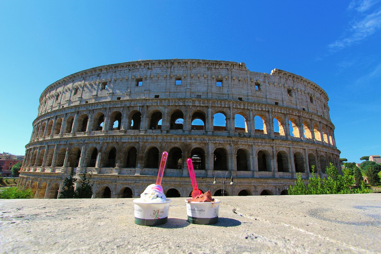 Familienurlaub Rom: Tipps für Reisen mit Kindern 4 children rome gelato